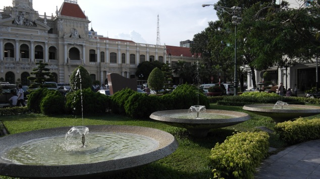 Jardim em frente a prefeitura