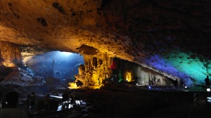 Dentro da caverna